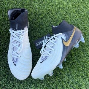 Nike Phantom Luna II Elite SG Pro AC White/Gold Soccer Cleats Size 8.5